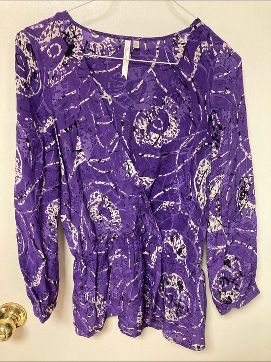 Petticoat Alley Tops - Petticoat Alley Purple and White Printed Blouse